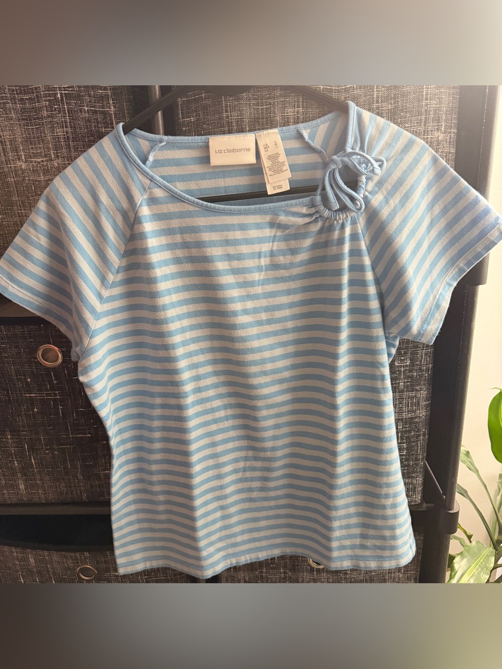 Liz Claiborne Short sleeves Shirt Large